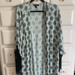Size 3/4 Torrid Kimono